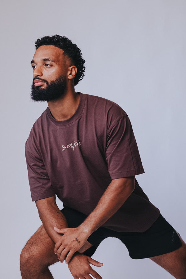 A deep brown tone that defines effortless strength and style.